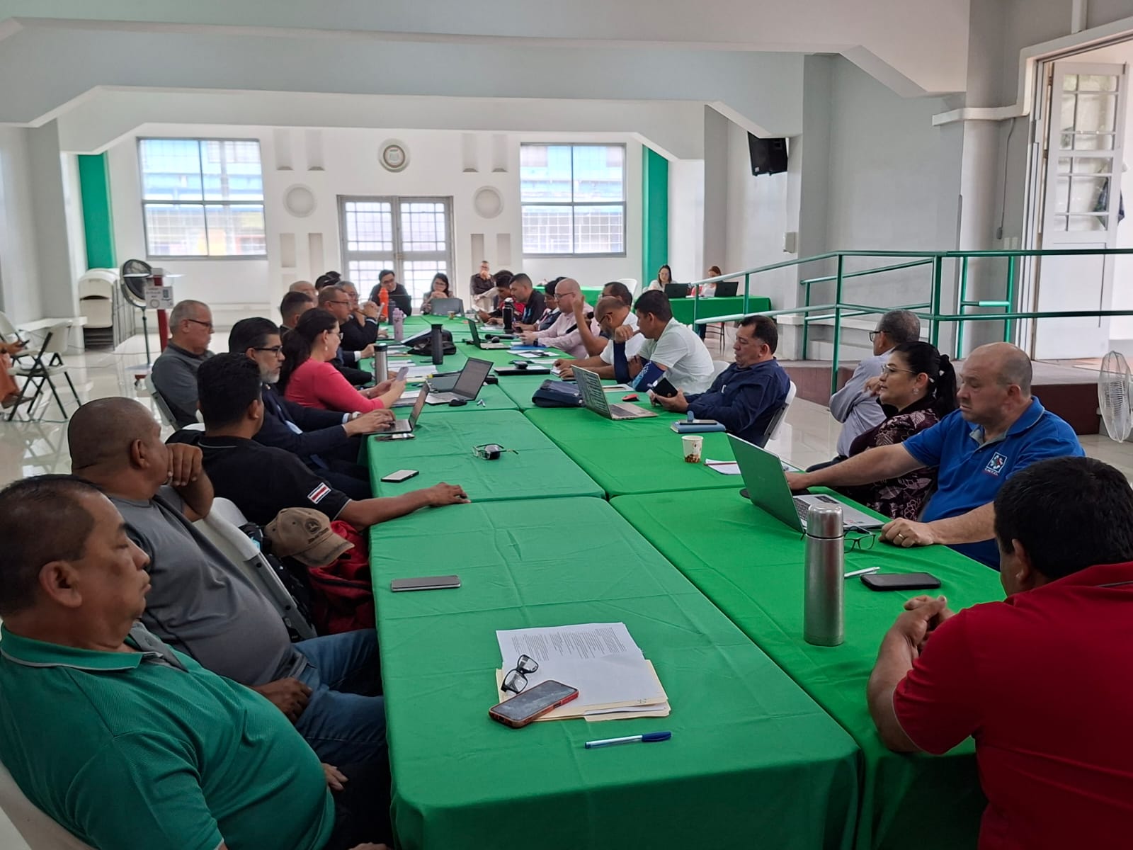 La CMTC participa en la reunión de la Mesa de Diálogo Tripartita del Sector Banano