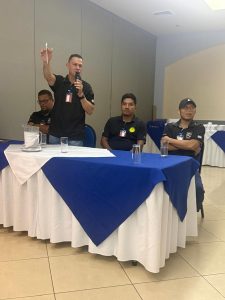 ¡Fortaleciendo el diálogo por salarios dignos! ✊🍌